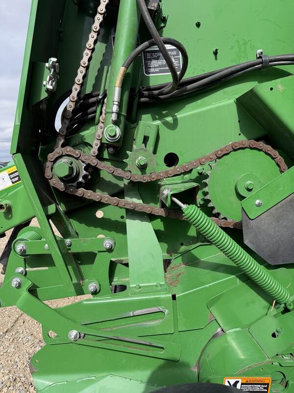2019 John Deere 560M Round Baler photo