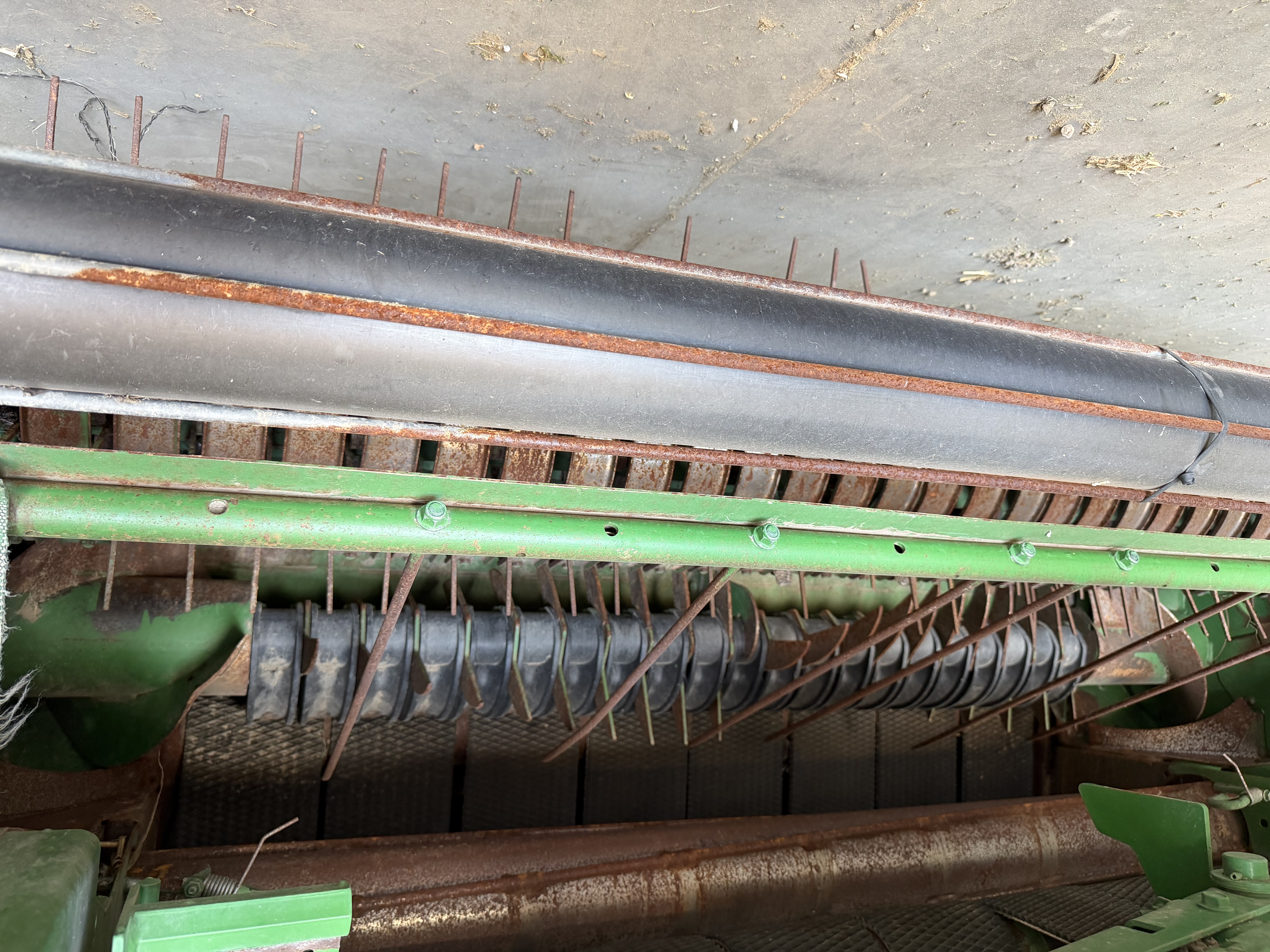 2019 John Deere 560M photo