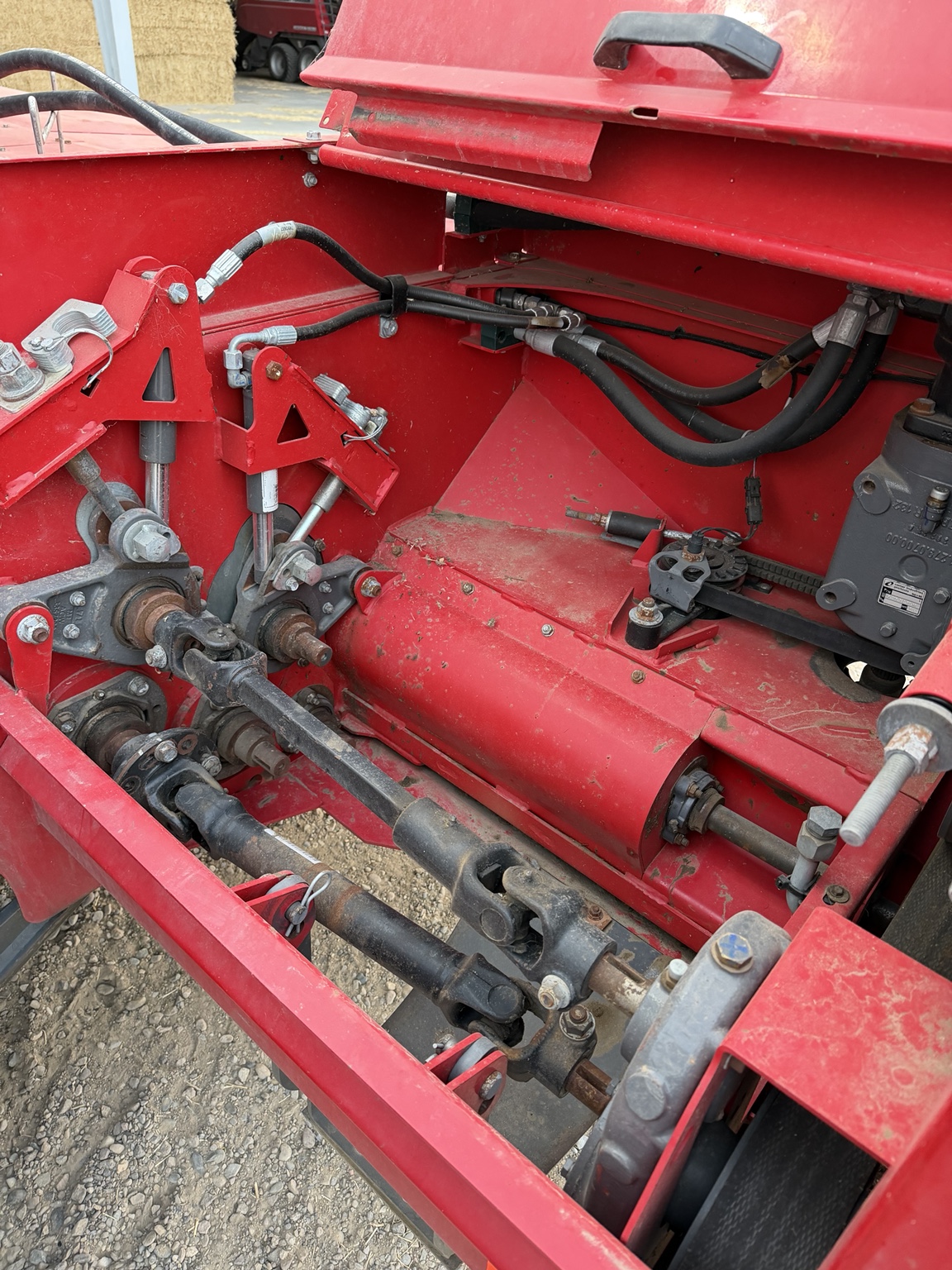 Header drive components