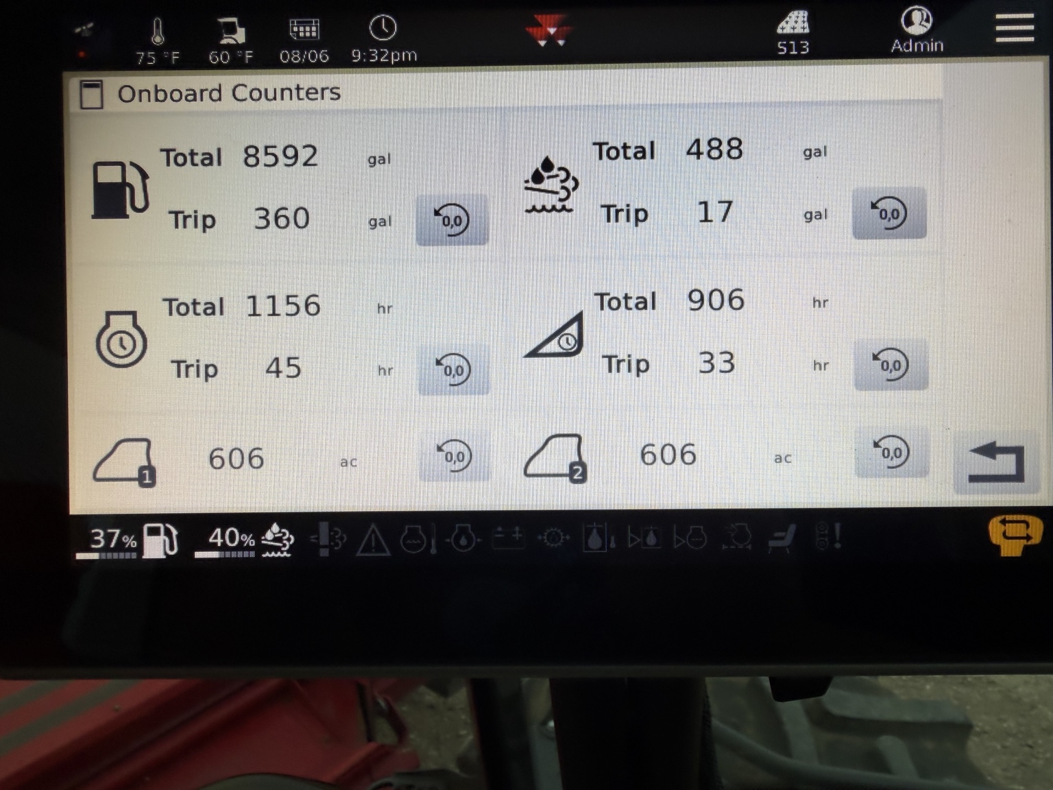 Monitor showing machine hours
